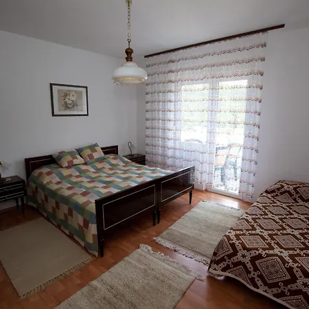 Apartment Gloria *