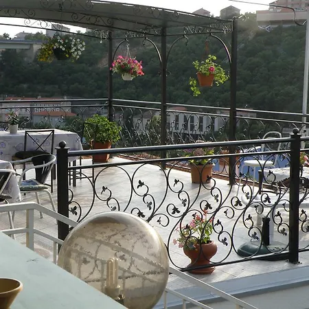Apartment Gloria *