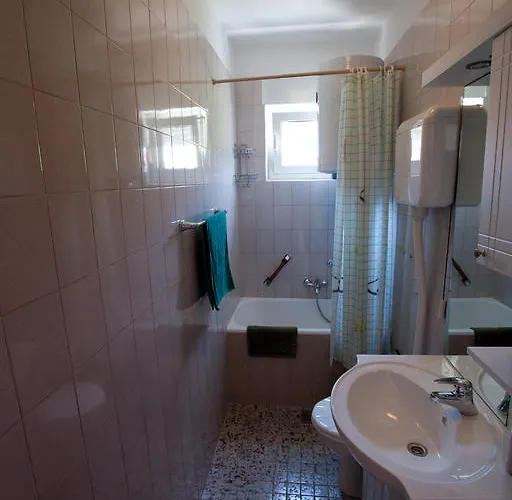 شقة Gloria تْسْغيكفانِتْسا